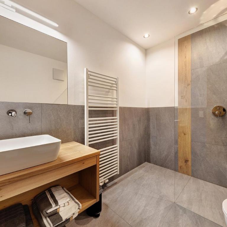 Thalerhof Naturae Rupes - Two-Bedroom Deluxe Apartment with Garden View - 17