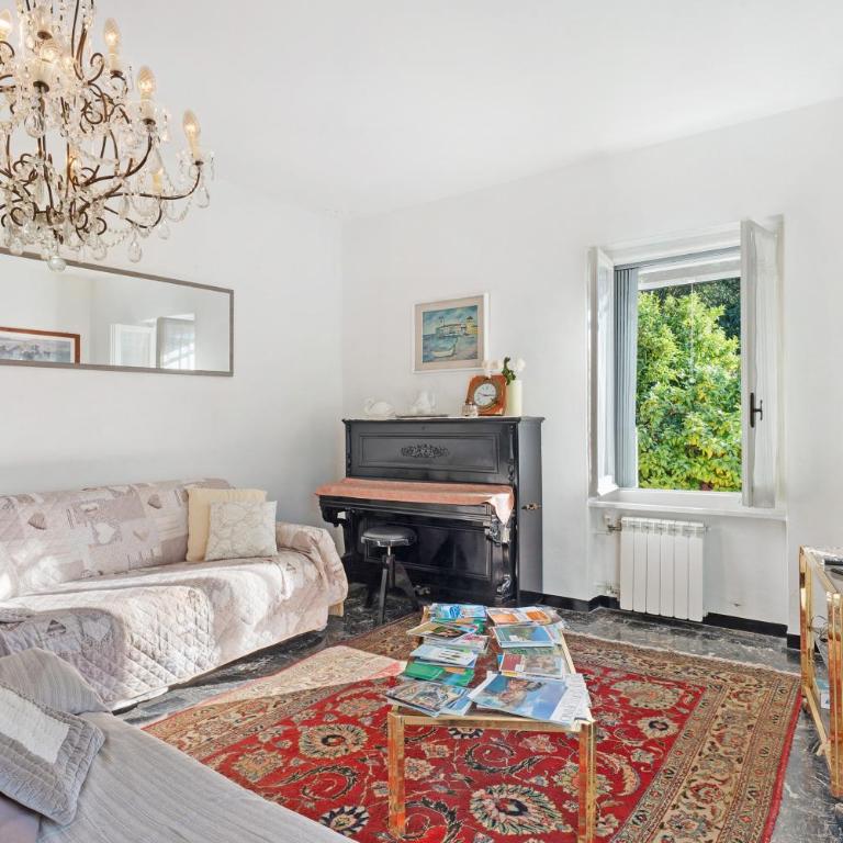 Roses House - Appartamento con 1 Camera da Letto e Vista Giardino - 2