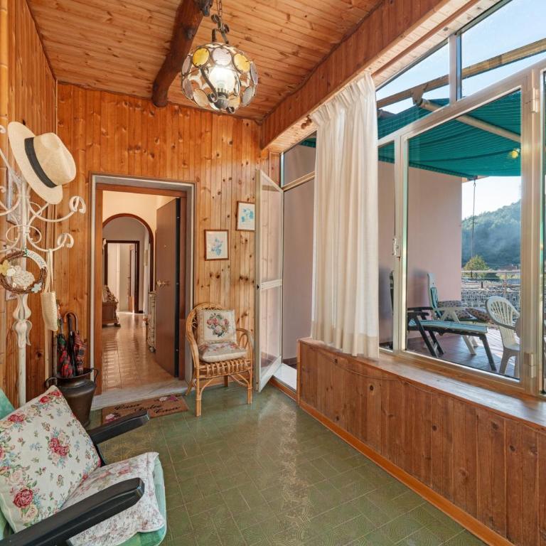 Roses House - Appartamento con 1 Camera da Letto e Vista Giardino - 24