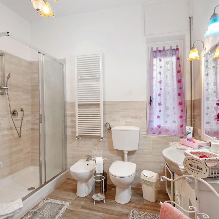 Roses House - Appartamento con 1 Camera da Letto e Vista Giardino - 16