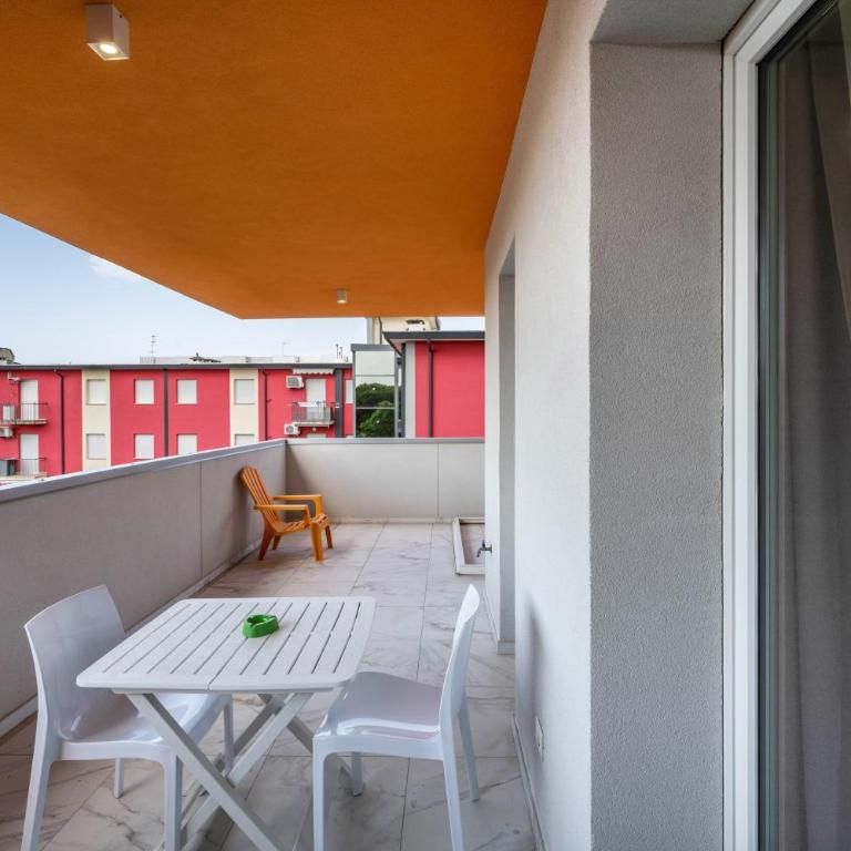 Planet Suite 304 - Monolocale con Terrazza - 14