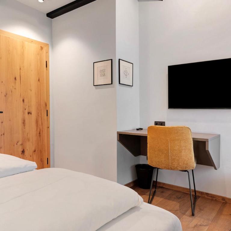 Residence Skutial Santner Deluxe - Two-Bedroom Deluxe Apartment with Garden View - 13