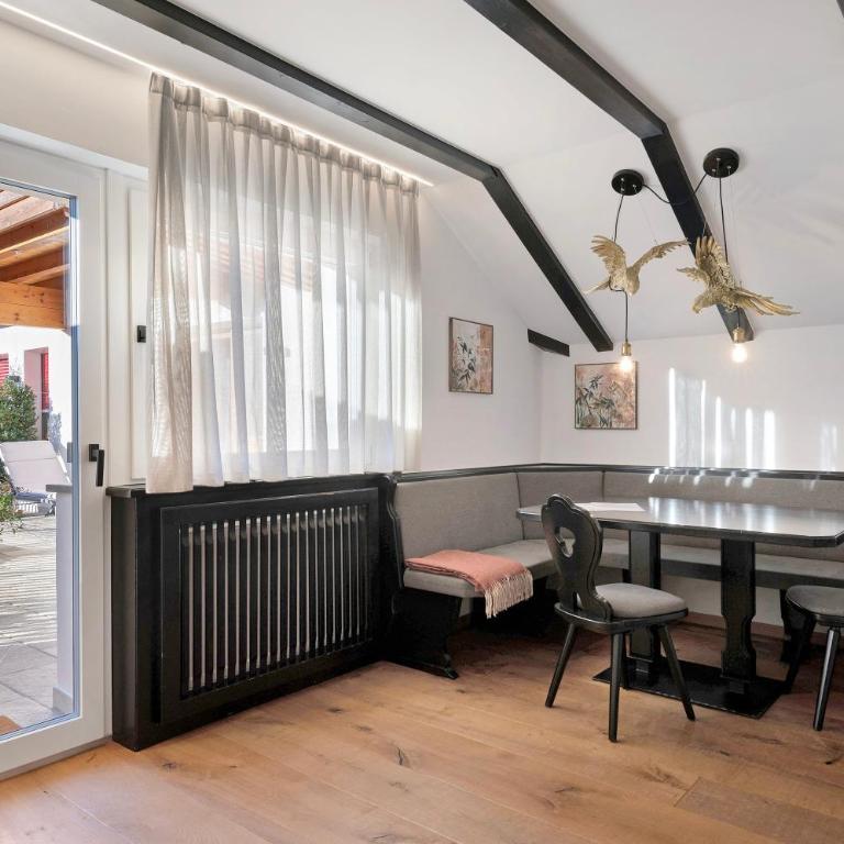 Residence Skutial Santner Deluxe - Two-Bedroom Deluxe Apartment with Garden View - 4
