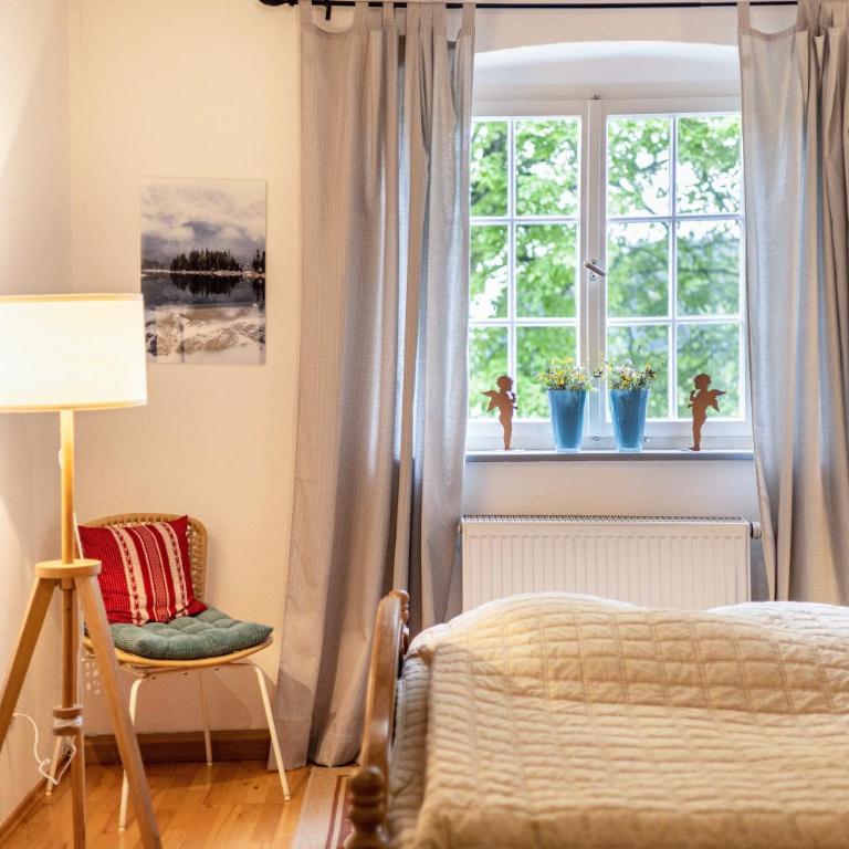Klosterhof Eggenreute - Deluxe-Apartment mit 2 Schlafzimmern und Gartenblick - 19