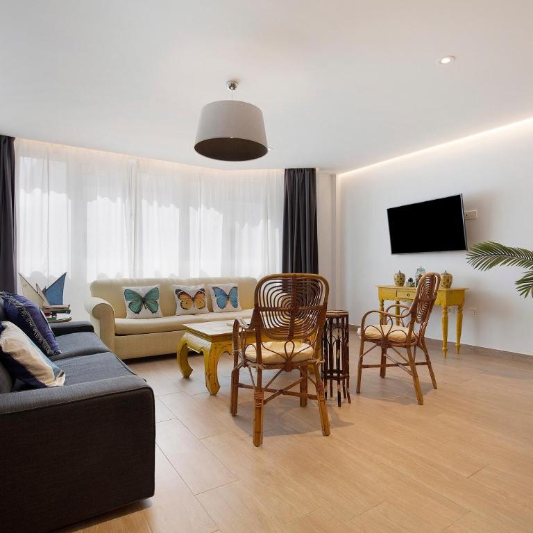 Falco 1 - Apartamento Deluxe de 2 dormitorios con vistas al mar - 1