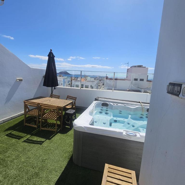 Falco 1 - Apartamento Deluxe de 2 dormitorios con vistas al mar - 20