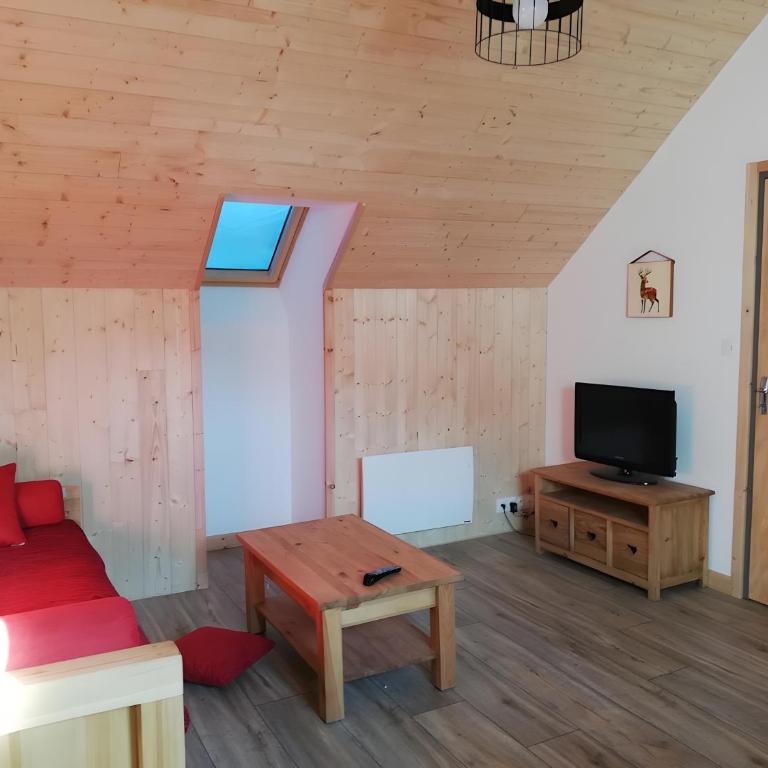 Chambres D'hôtes La Givrine Clarée - Chambre Triple avec Douche - 8