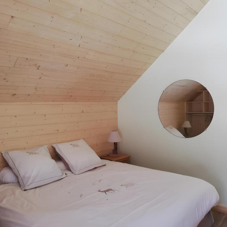 Chambres D'hôtes La Givrine Clarée - Chambre Triple avec Douche - 3