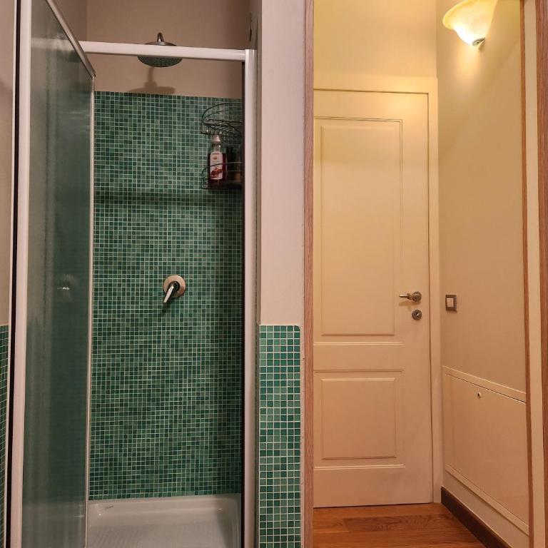 Alba Lake View Apartment Pool - Appartamento Deluxe con 2 Camere da Letto e Balcone - 17
