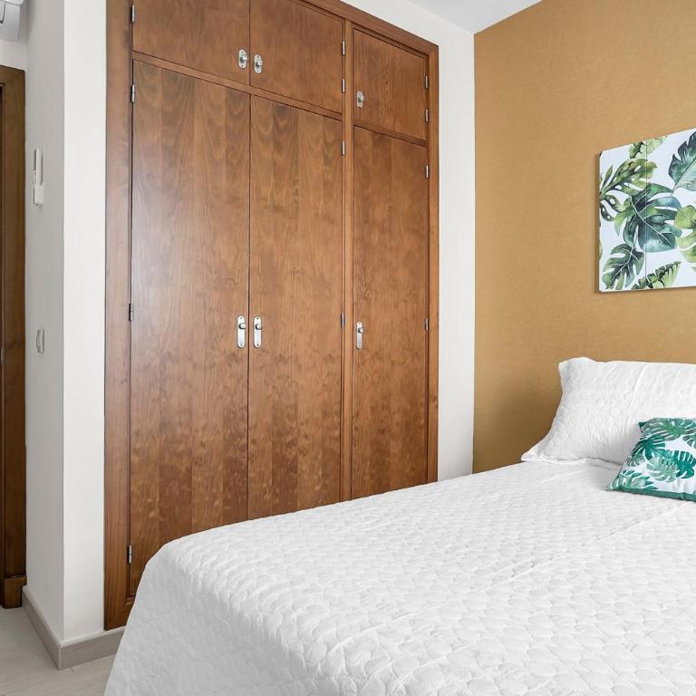 Apartamento Aryan - sólo familias - Apartamento Superior con vistas a la ciudad - 14