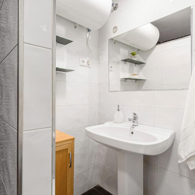 Apartamento Mefistofeles - Apartamento Superior con vistas a la ciudad - 13