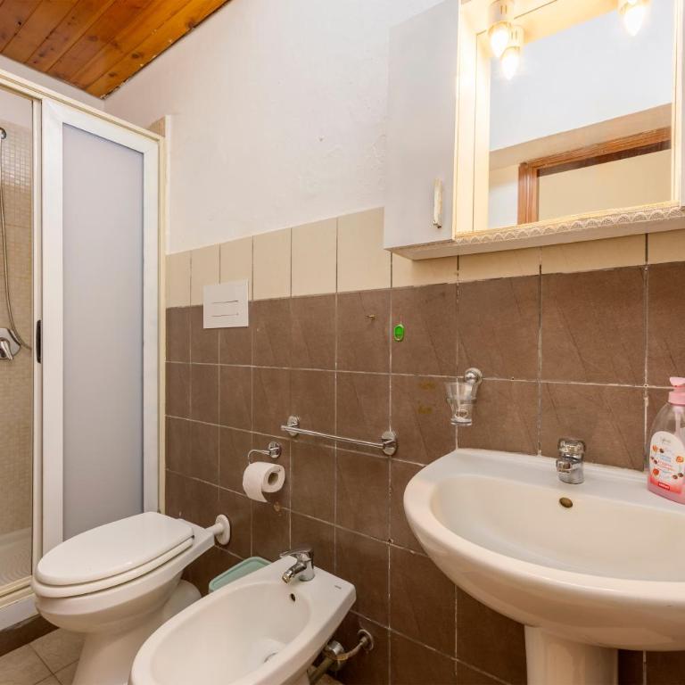 Casa Lia - Two-Bedroom House - 19