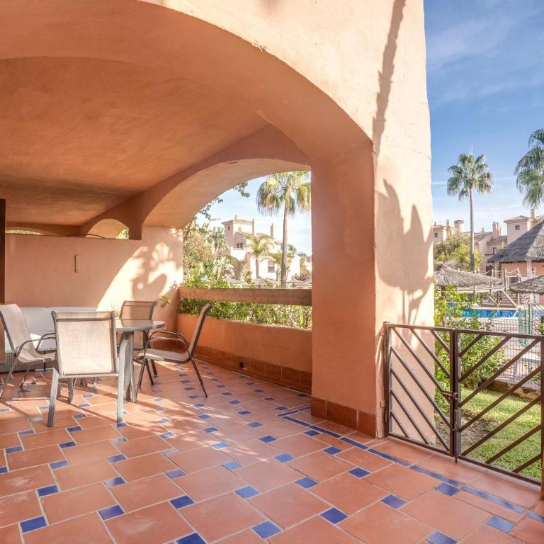Apartamento entre Estepona-marbella - Apartamento Deluxe de 2 dormitorios con vistas al jardín - 5