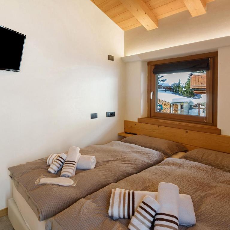 Appartamento Alpino - Three-Bedroom Premium Apartment with Balcony - 20