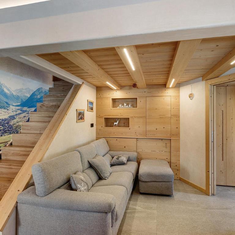 Appartamento Alpino - Three-Bedroom Premium Apartment with Balcony - 10