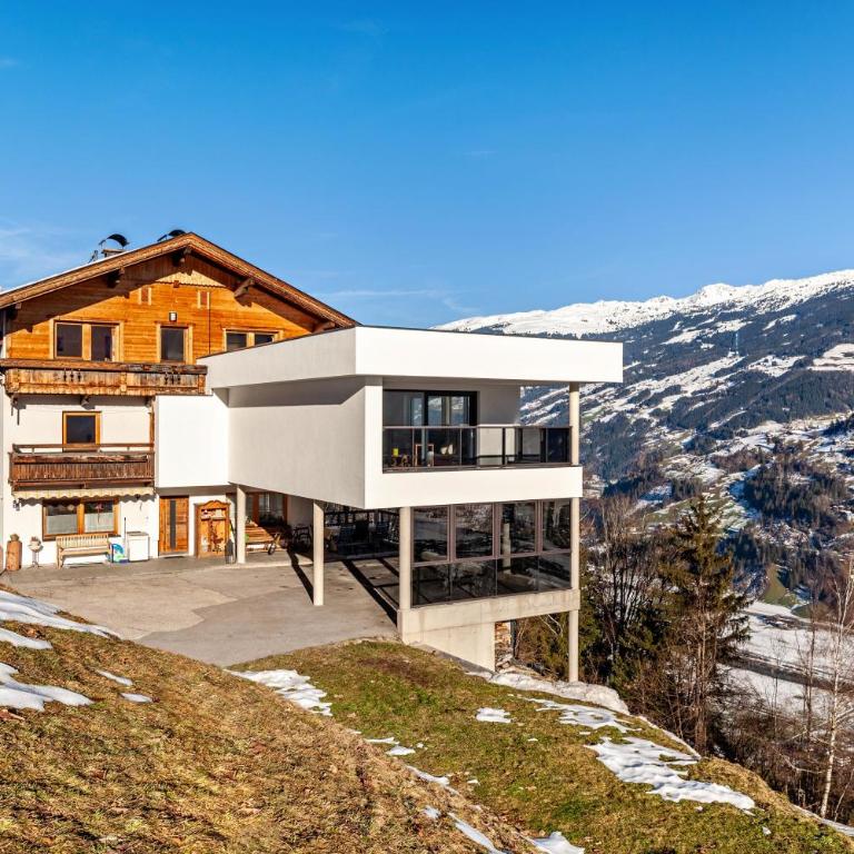 Fewo Innerspielleiten 24 Personen - Superior Apartment mit Stadtblick - 1