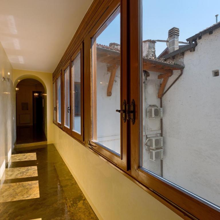 Very Elegant Historic Apartment F2 - Appartamento Premium con 3 Camere da Letto e Balcone - 24