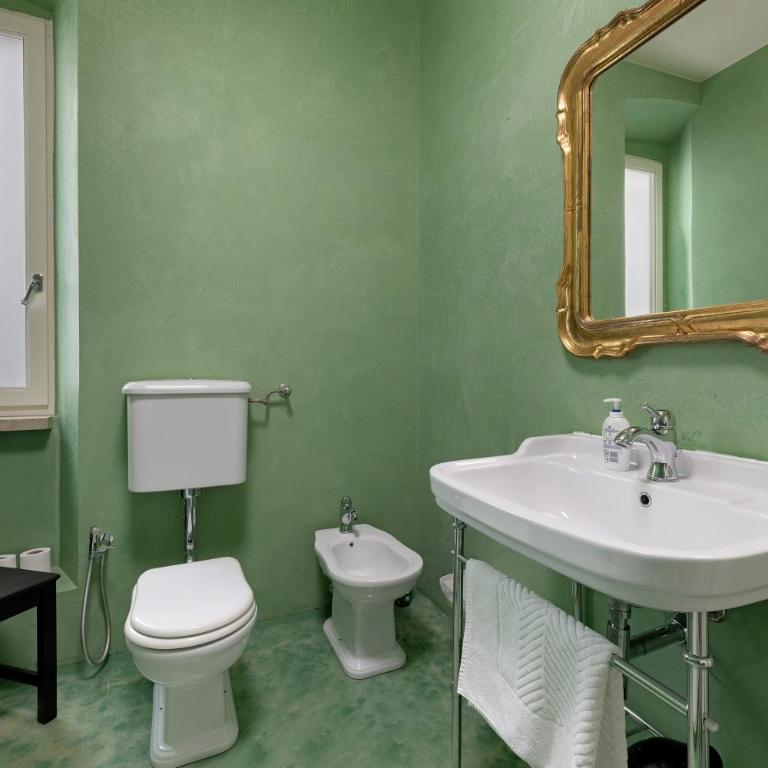Very Elegant Historic Apartment F2 - Appartamento Premium con 3 Camere da Letto e Balcone - 26