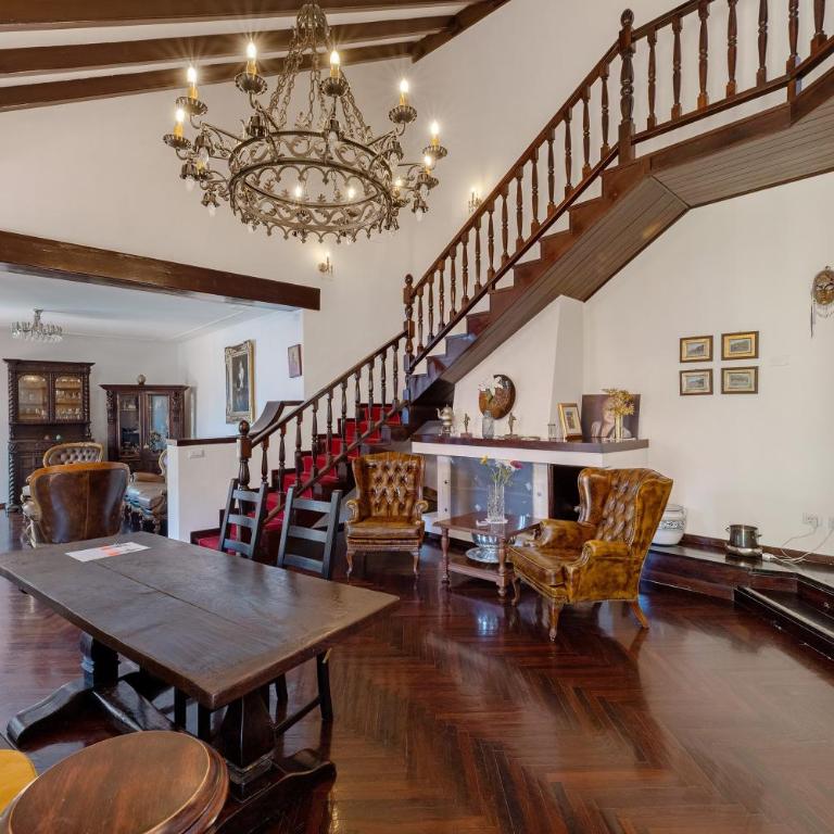 Very Elegant Historic Apartment F2 - Appartamento Premium con 3 Camere da Letto e Balcone - 2