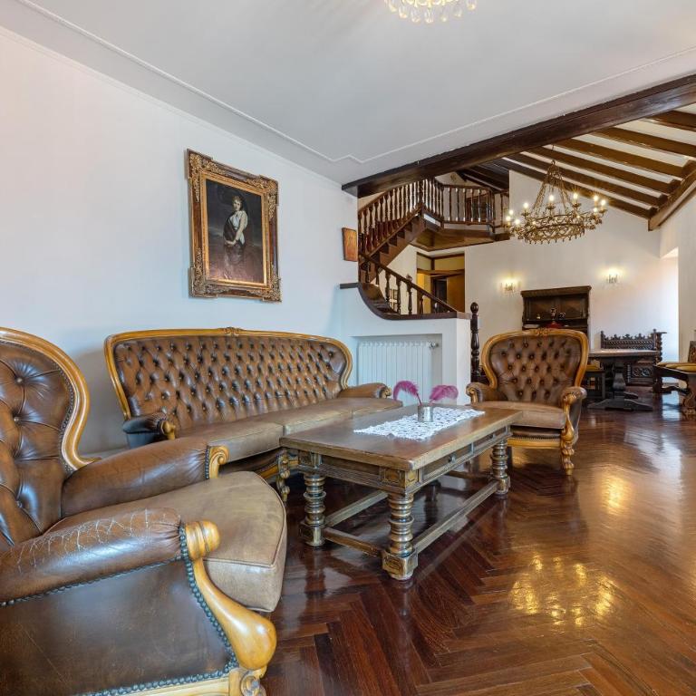 Very Elegant Historic Apartment F2 - Appartamento Premium con 3 Camere da Letto e Balcone - 9