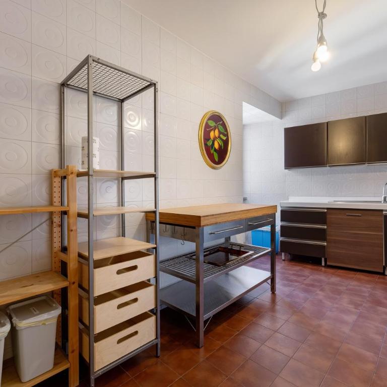 Very Elegant Historic Apartment F2 - Appartamento Premium con 3 Camere da Letto e Balcone - 3