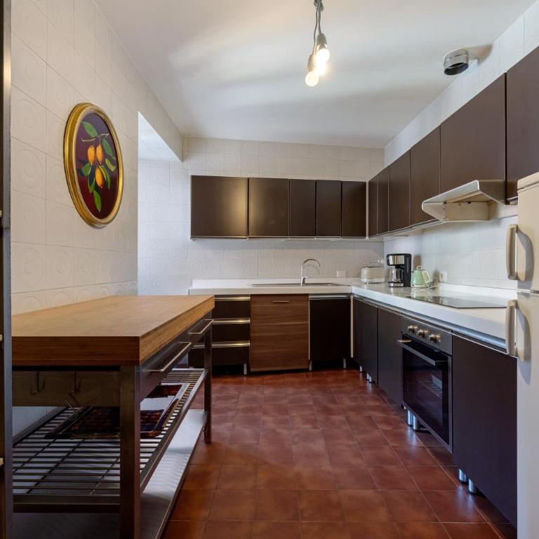 Very Elegant Historic Apartment F2 - Appartamento Premium con 3 Camere da Letto e Balcone - 6