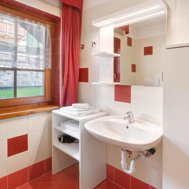 Loredana - Al Bait Da Santin - Appartamento con 1 Camera da Letto e Vista Giardino - 15