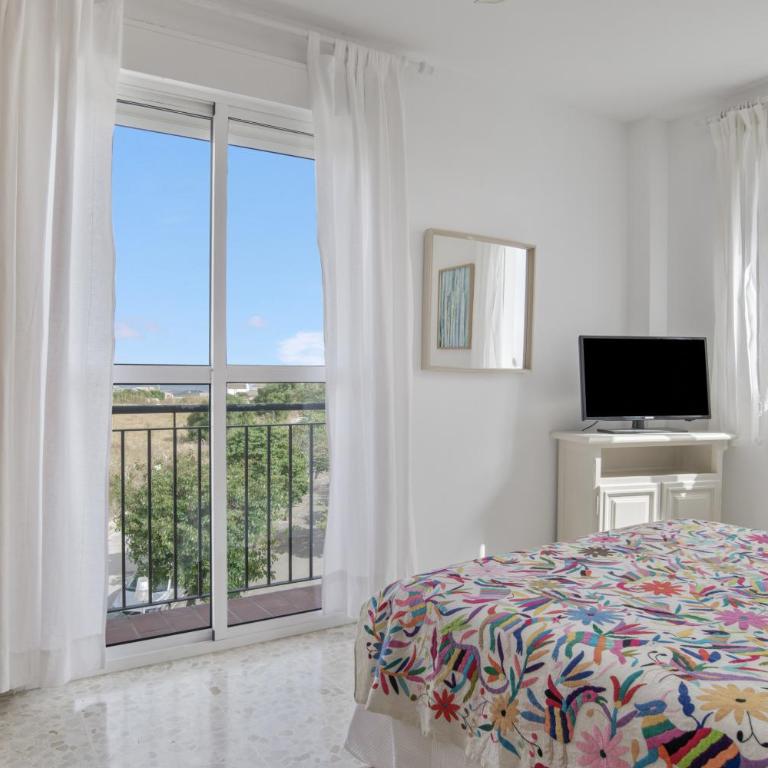 Piso amplio y luminoso en Conil - Apartamento Premium de 3 dormitorios con balcón - 11