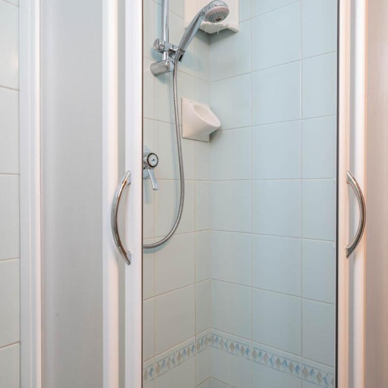 Appartamento Passeggiata al Mare - Appartamento Deluxe con 2 Camere da Letto e Vista Giardino - 21