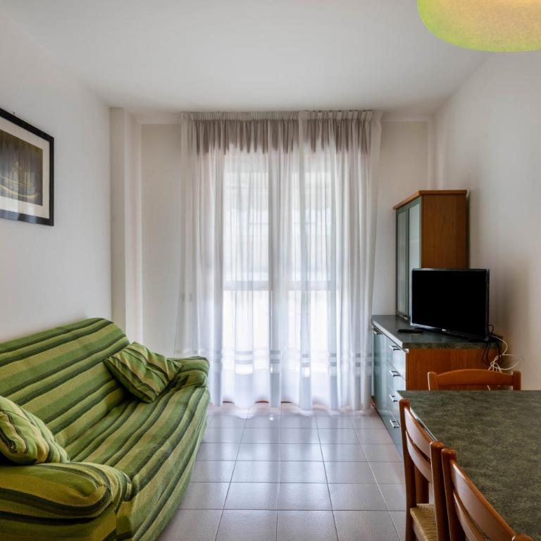 Appartamento Passeggiata al Mare - Appartamento Deluxe con 2 Camere da Letto e Vista Giardino - 5