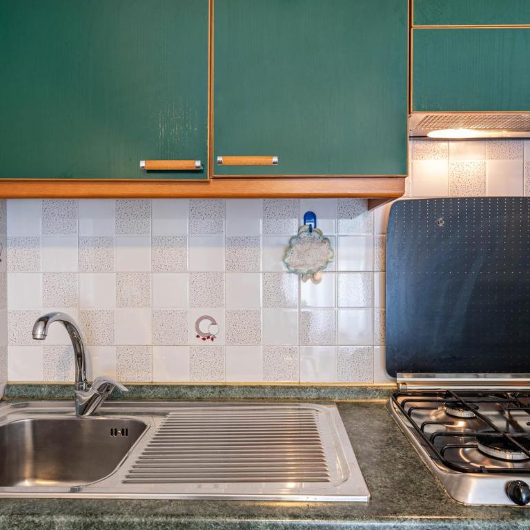 Appartamento Passeggiata al Mare - Appartamento Deluxe con 2 Camere da Letto e Vista Giardino - 8