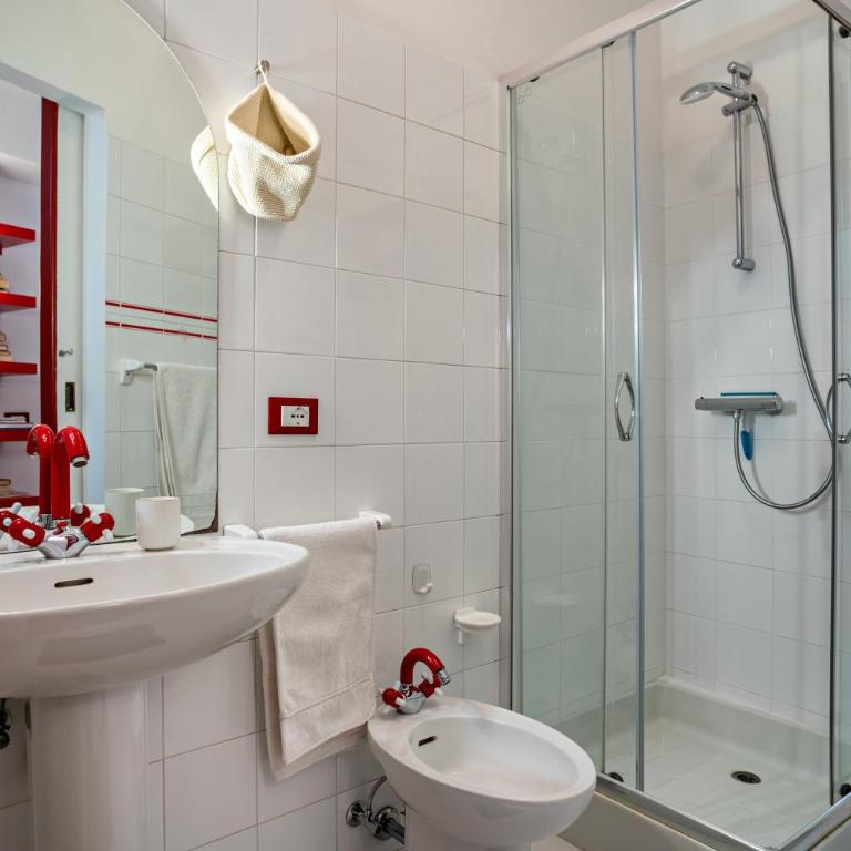 Balconi Rossi Borgo Valsugana - Appartamento Premium con 3 Camere da Letto e Balcone - 25