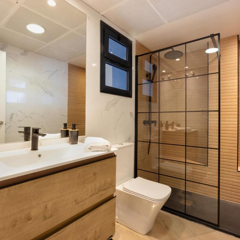 Calle Larga 48 - Apartamento Deluxe de 2 dormitorios con vistas al jardín - 15
