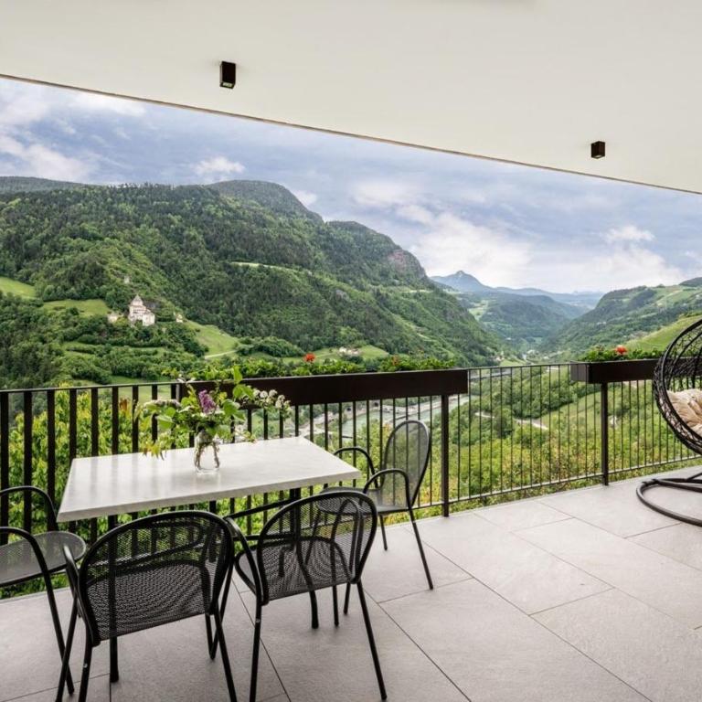 Gostnerhof Barbian - Appartamento Deluxe con 2 Camere da Letto e Vista Giardino - 1