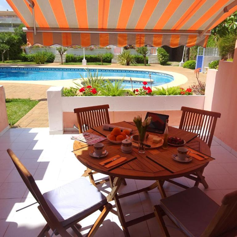 Apartamento Jazmín - Apartamento Deluxe de 2 dormitorios con vistas al jardín - 2