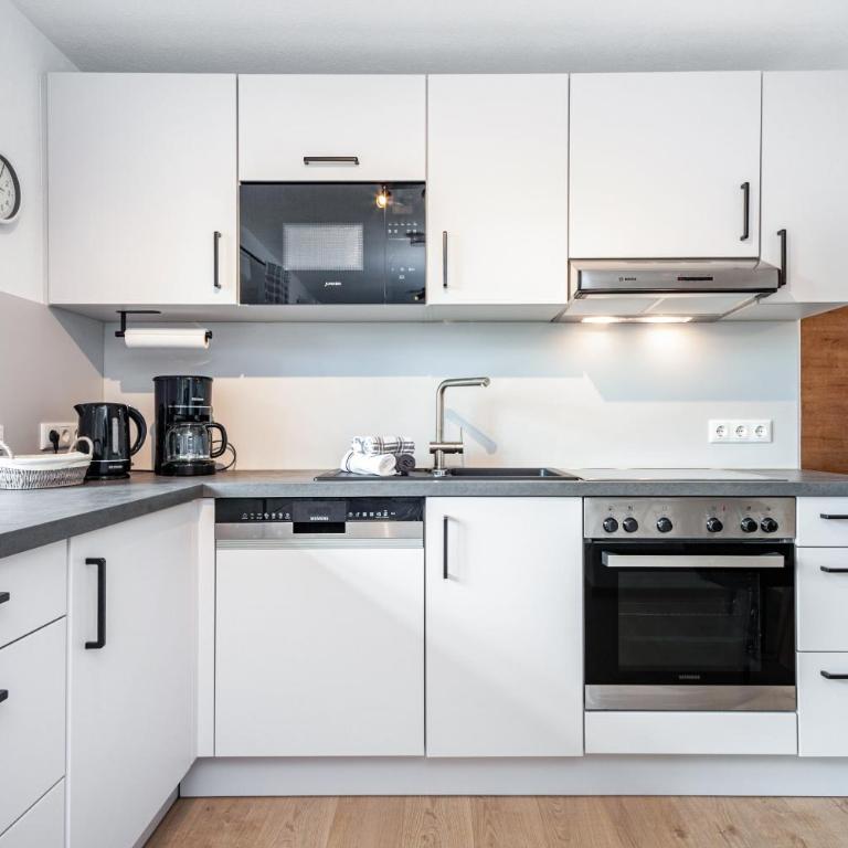 Allpano Pension und Ferienwohnungen - Apartment mit 1 Schlafzimmer und Gartenblick - 8