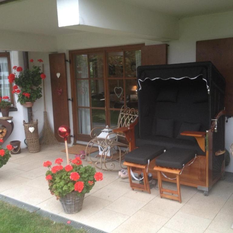 Chaletwohnung Alpenglück - Deluxe-Apartment mit 2 Schlafzimmern und Gartenblick - 12