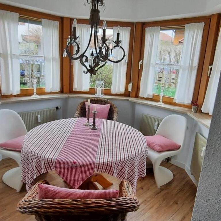 Chaletwohnung Alpenglück - Deluxe-Apartment mit 2 Schlafzimmern und Gartenblick - 4