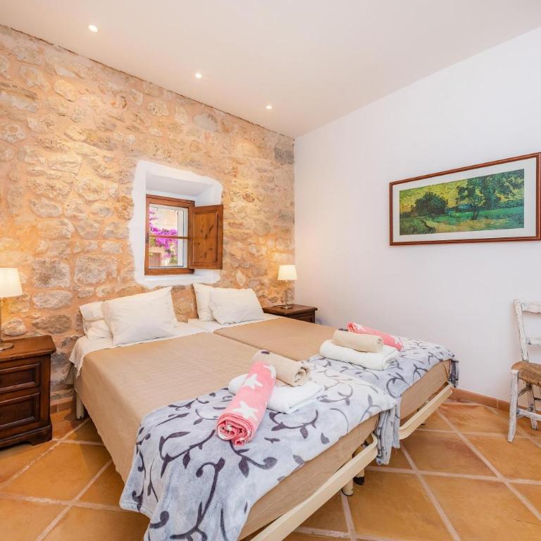 Casa Amitger. Finca Es Rafalet - Habitación Cuádruple con ducha - 14