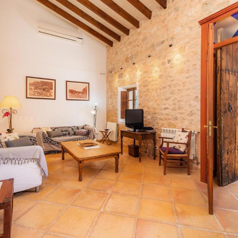 Casa Amitger. Finca Es Rafalet - Habitación Cuádruple con ducha - 6