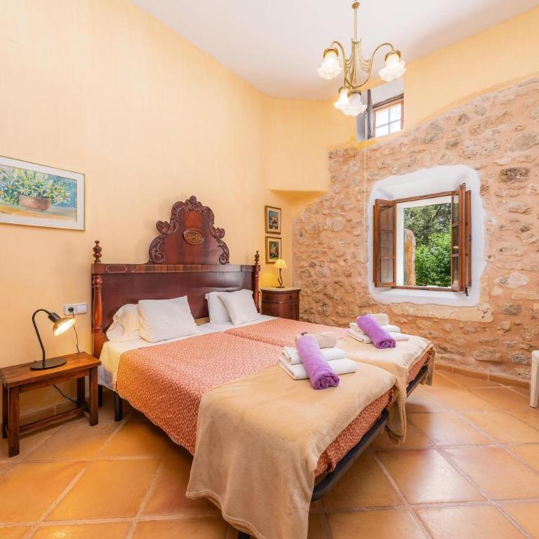 Casa Amitger. Finca Es Rafalet - Habitación Cuádruple con ducha - 16