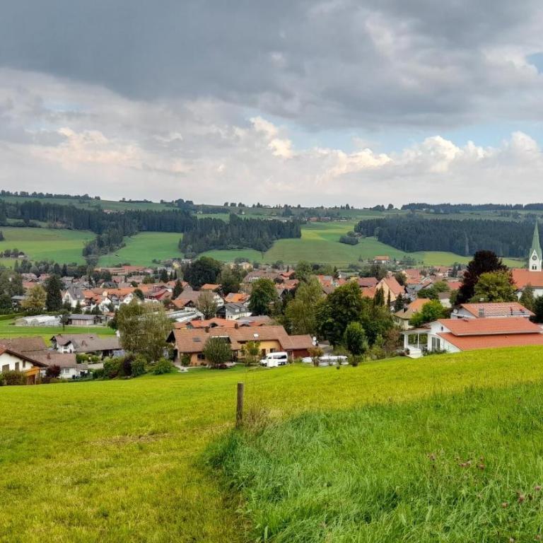 Haus Biggi - Ferienwohnung Pfänder - Deluxe-Apartment mit 2 Schlafzimmern und Gartenblick - 17