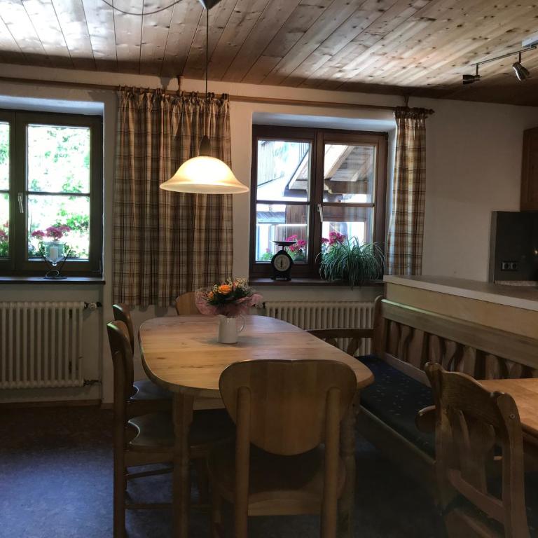 Allpano Pension und Ferienwohnungen - Apartment mit 1 Schlafzimmer und Gartenblick - 10