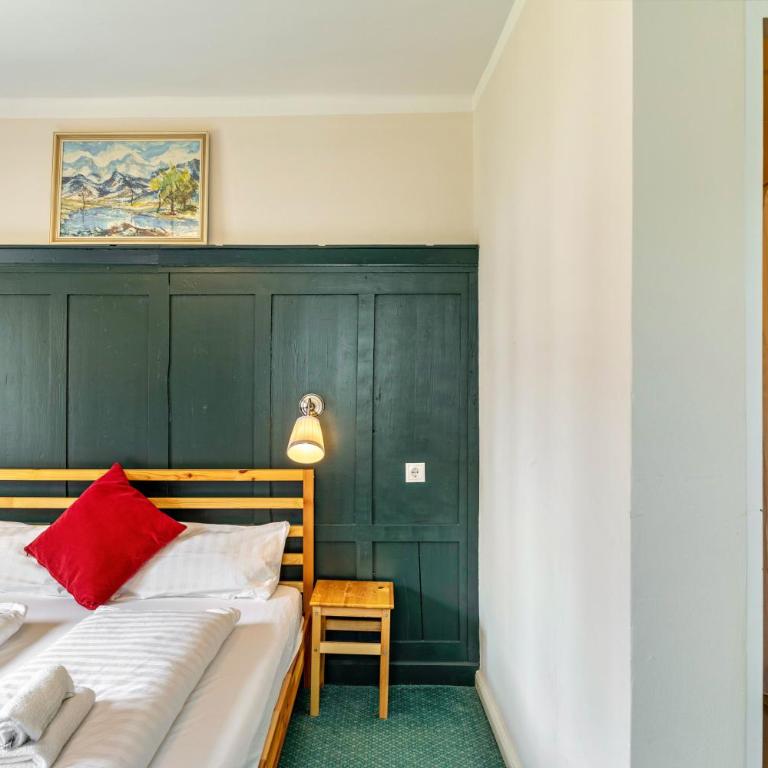 Chalet Sonneck - Seefeld - Standard Zimmer mit Queensize-Bett - 7