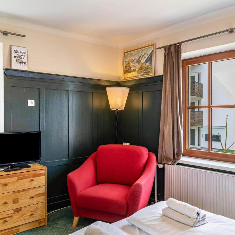 Chalet Sonneck - Seefeld - Standard Zimmer mit Queensize-Bett - 3