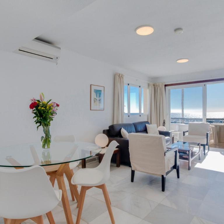 Apartment Facing the Sea and Marina - Apartamento Deluxe de 2 dormitorios con vistas al mar - 4