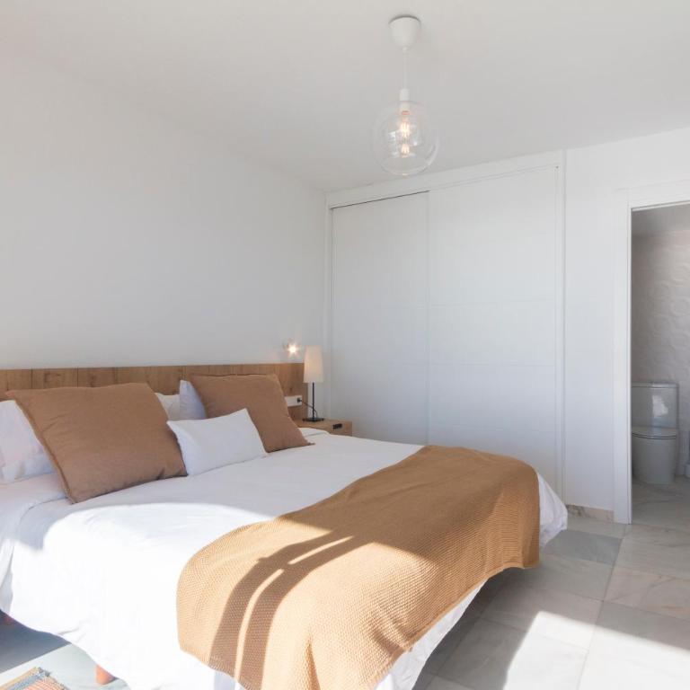 Apartment Facing the Sea and Marina - Apartamento Deluxe de 2 dormitorios con vistas al mar - 11