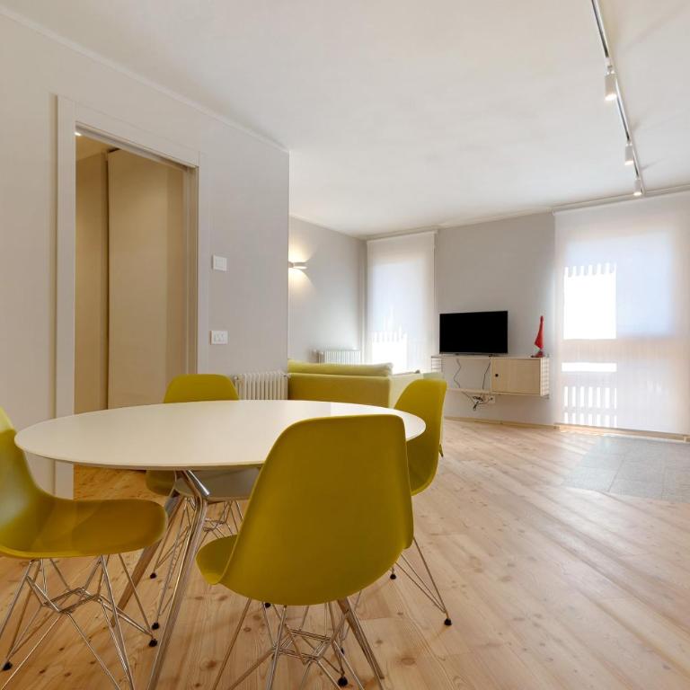 Palazzo Righi - Two-Bedroom Deluxe Apartment with Balcony - 18