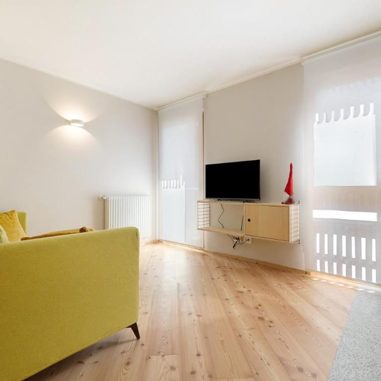 Palazzo Righi - Two-Bedroom Deluxe Apartment with Balcony - 5