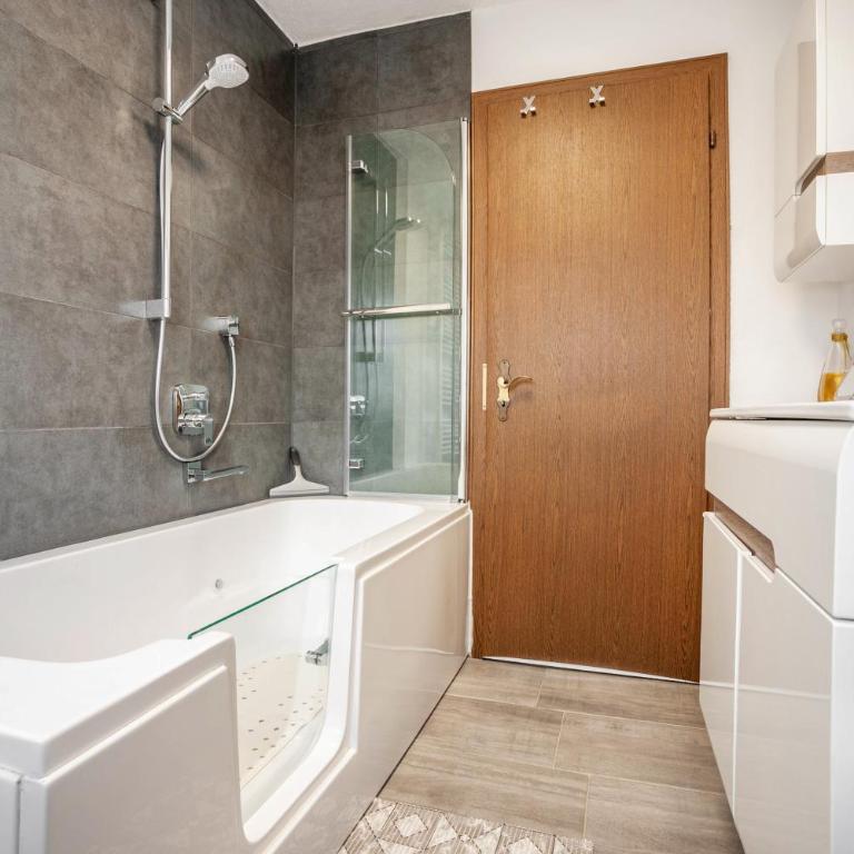 Fewo Trudi - Deluxe-Apartment mit 2 Schlafzimmern und Gartenblick - 13